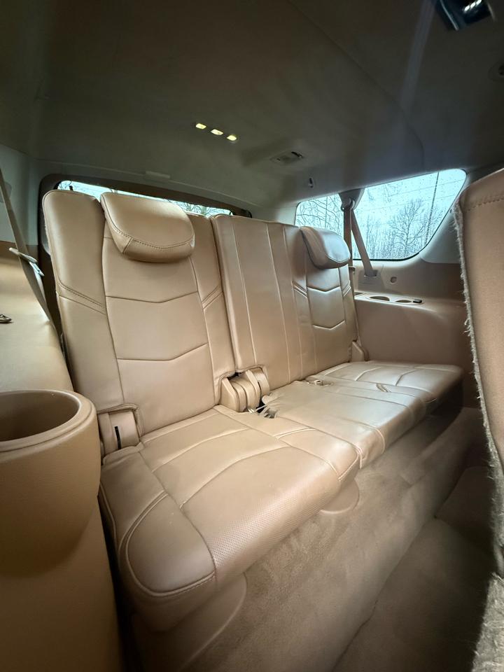 Cadillac Escalade ESV Platinum 4WD 2015