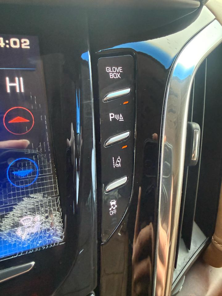 Cadillac Escalade ESV Platinum 4WD 2015