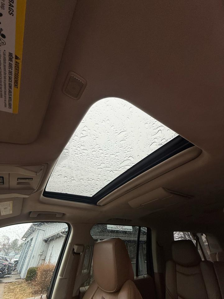 Cadillac Escalade ESV Platinum 4WD 2015