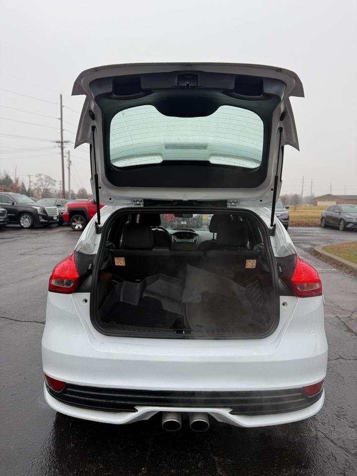 Ford Focus ST Hatch 2016