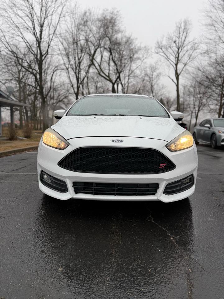 Ford Focus ST Hatch 2016