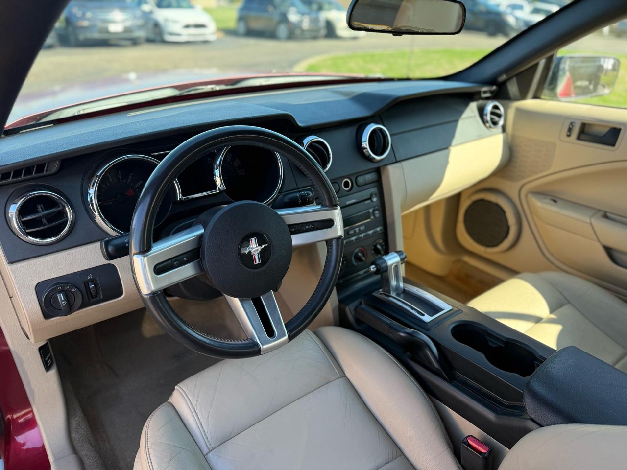 Ford Mustang V6 Deluxe Convertible 2007