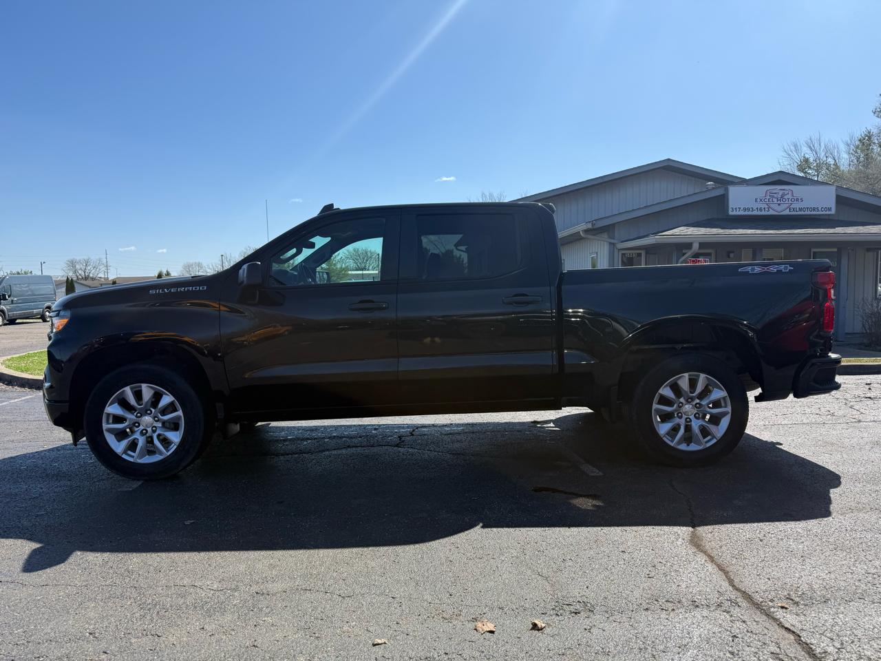 Chevrolet Silverado 1500 Custom Crew Cab 4WD 2022