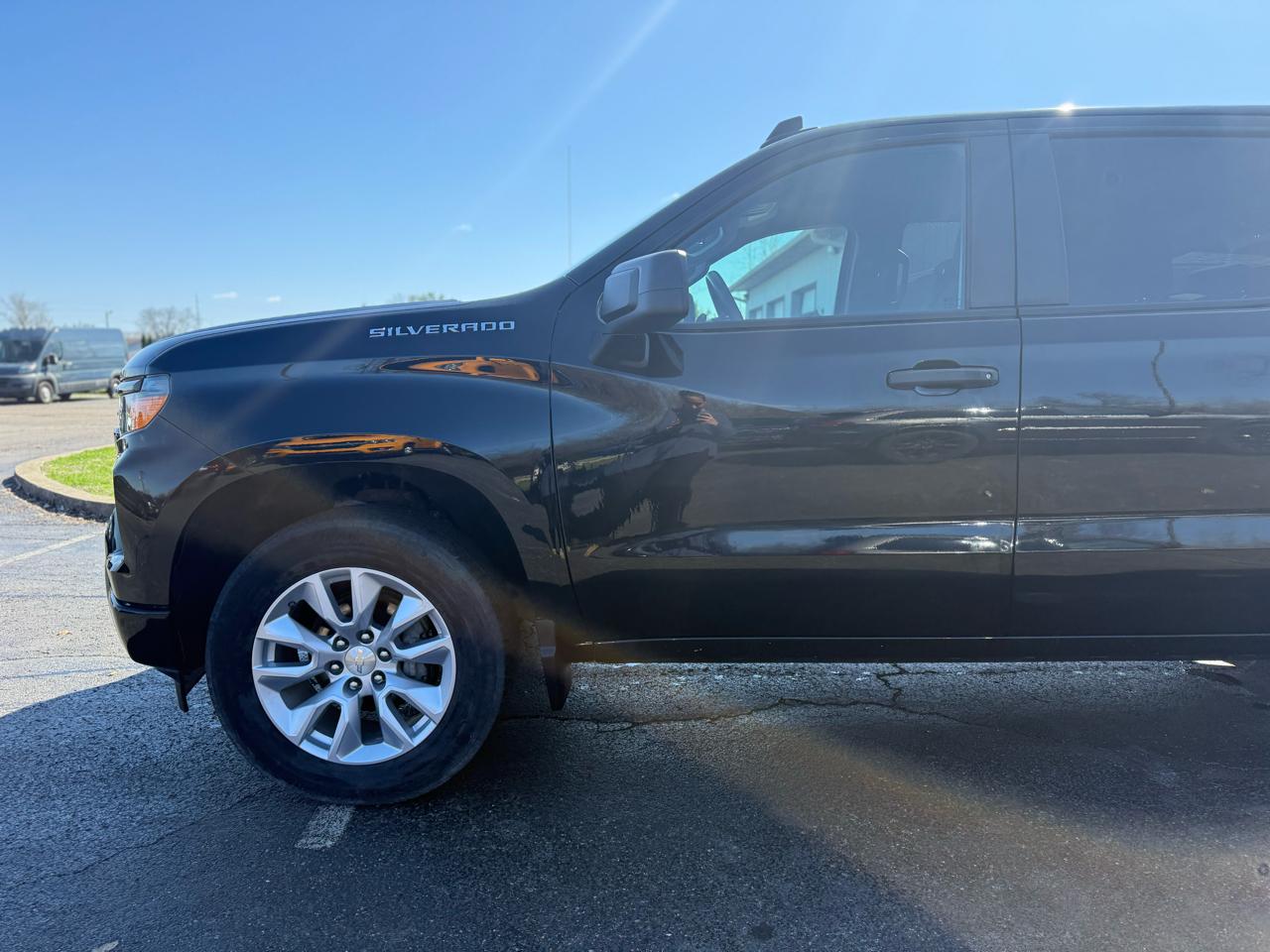 Chevrolet Silverado 1500 Custom Crew Cab 4WD 2022