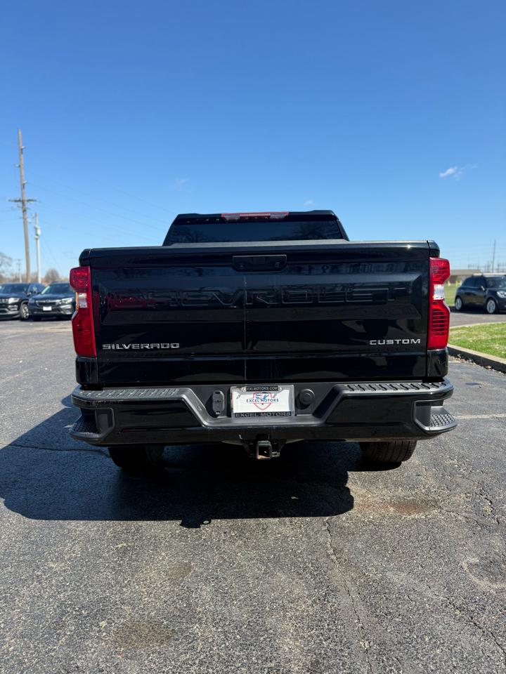 Chevrolet Silverado 1500 Custom Crew Cab 4WD 2022