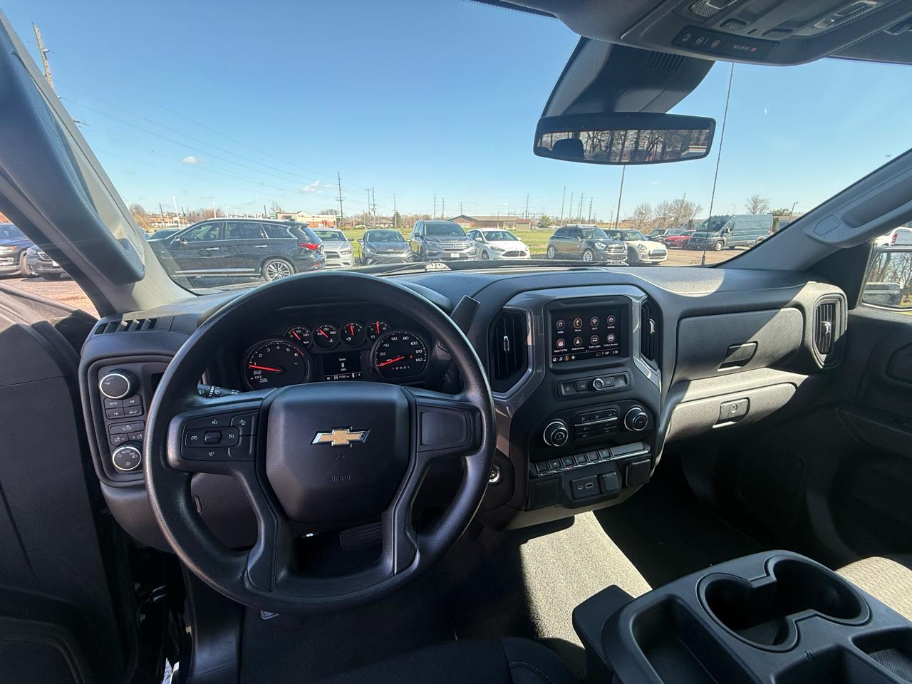 Chevrolet Silverado 1500 Custom Crew Cab 4WD 2022