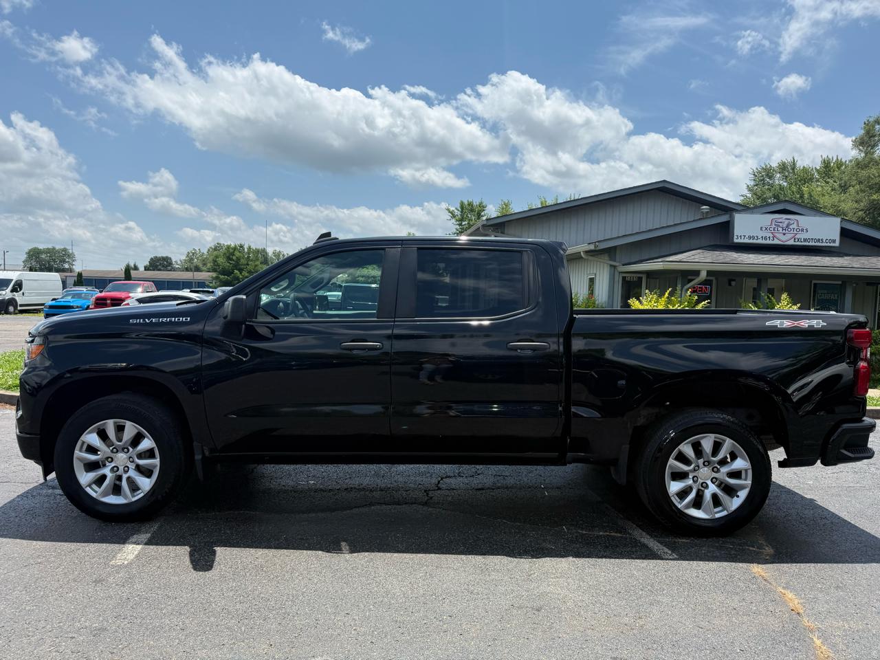 Chevrolet Silverado 1500 Custom Crew Cab 4WD 2022