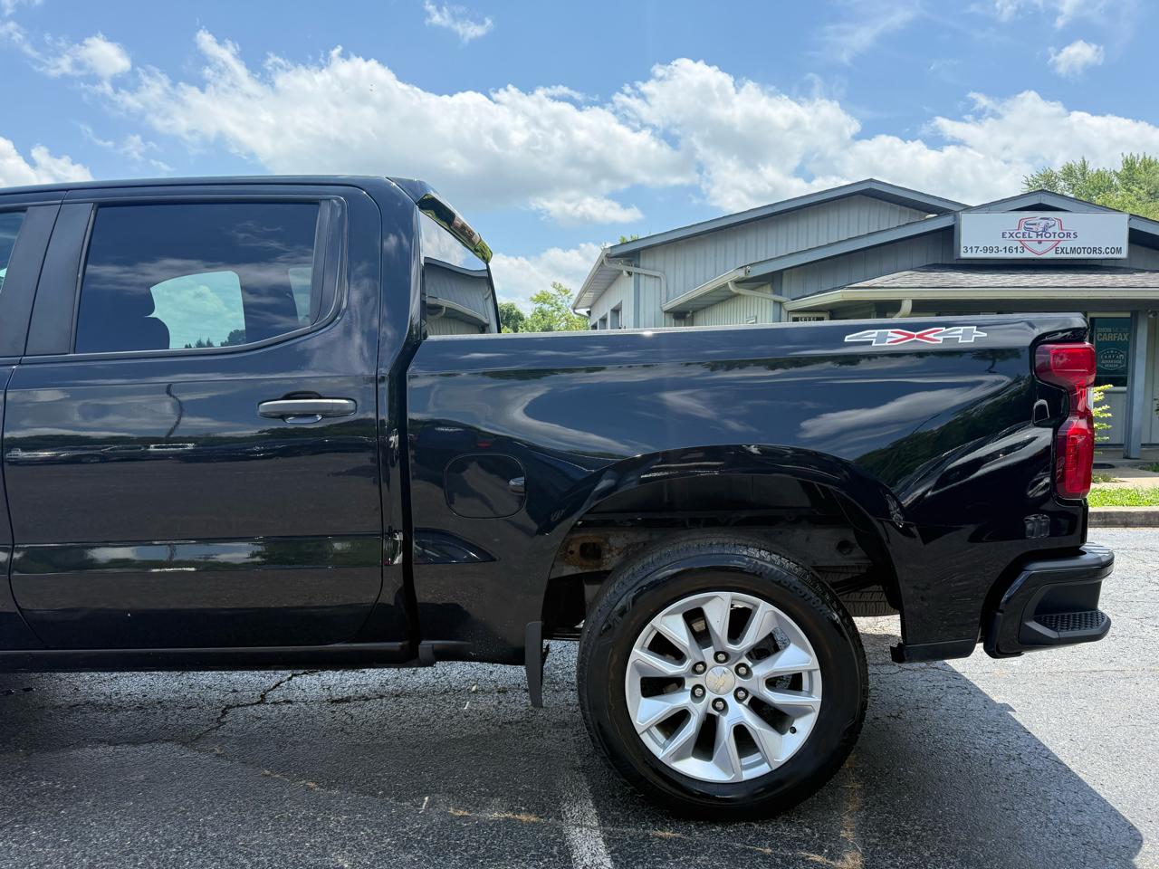 Chevrolet Silverado 1500 Custom Crew Cab 4WD 2022