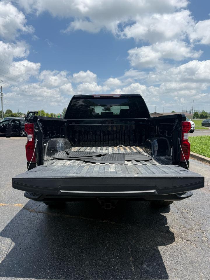 Chevrolet Silverado 1500 Custom Crew Cab 4WD 2022