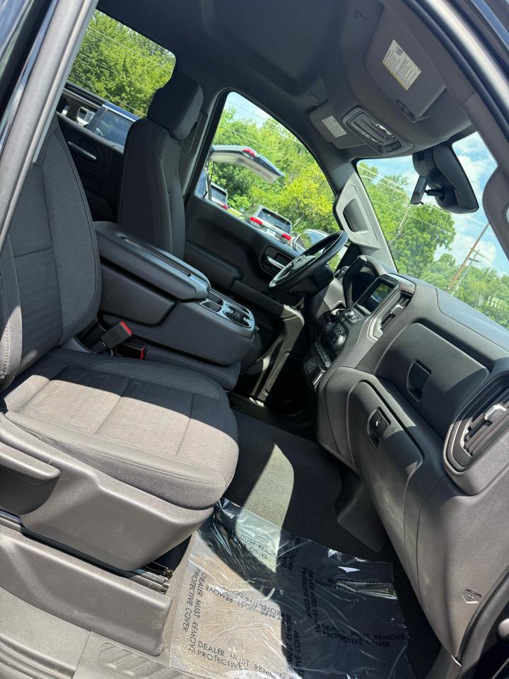 Chevrolet Silverado 1500 Custom Crew Cab 4WD 2022