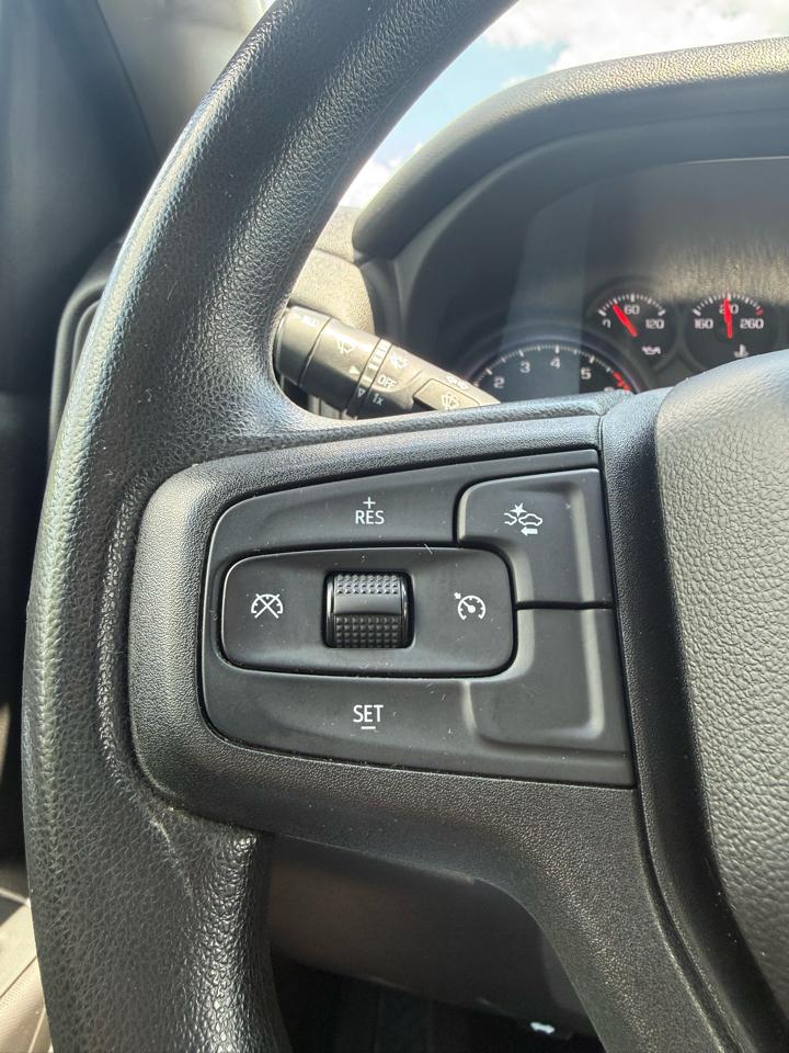 Chevrolet Silverado 1500 Custom Crew Cab 4WD 2022
