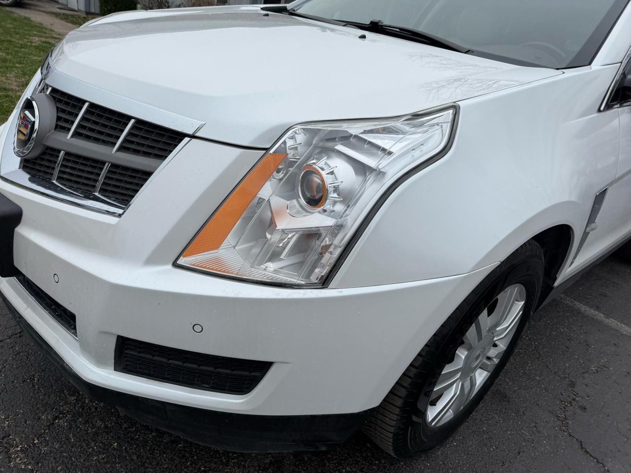 Cadillac SRX Luxury AWD 2012