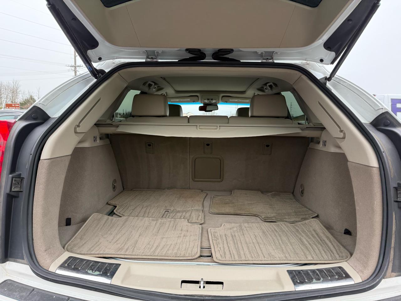 Cadillac SRX Luxury AWD 2012