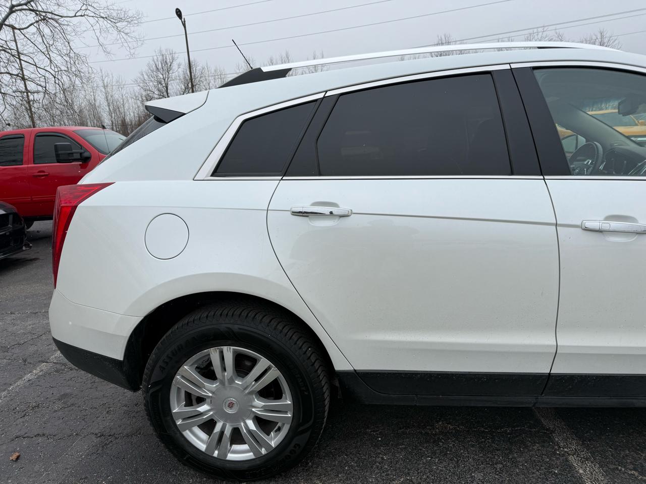 Cadillac SRX Luxury AWD 2012