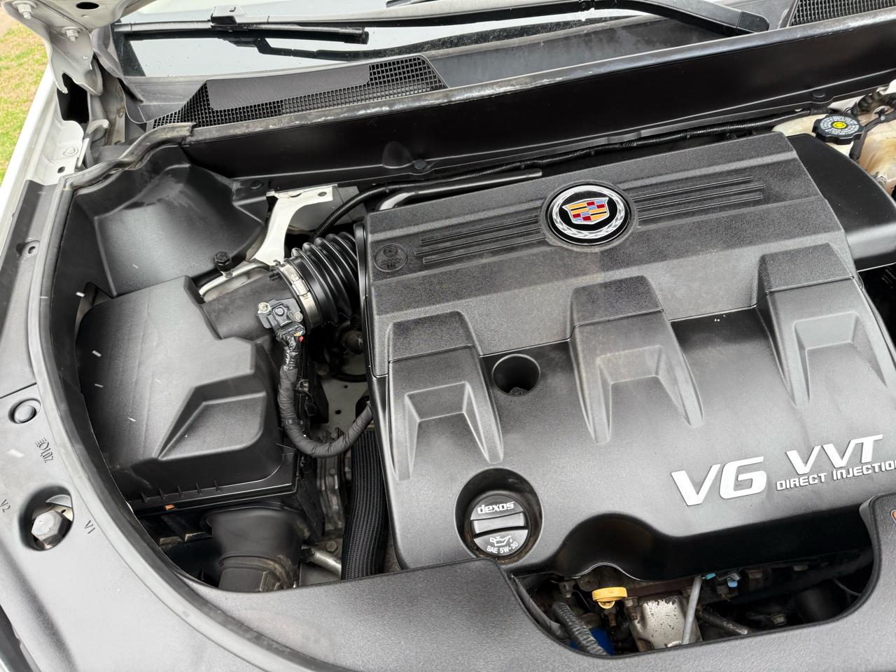 Cadillac SRX Luxury AWD 2012