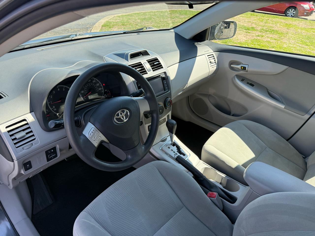 Toyota Corolla LE CVT 2013
