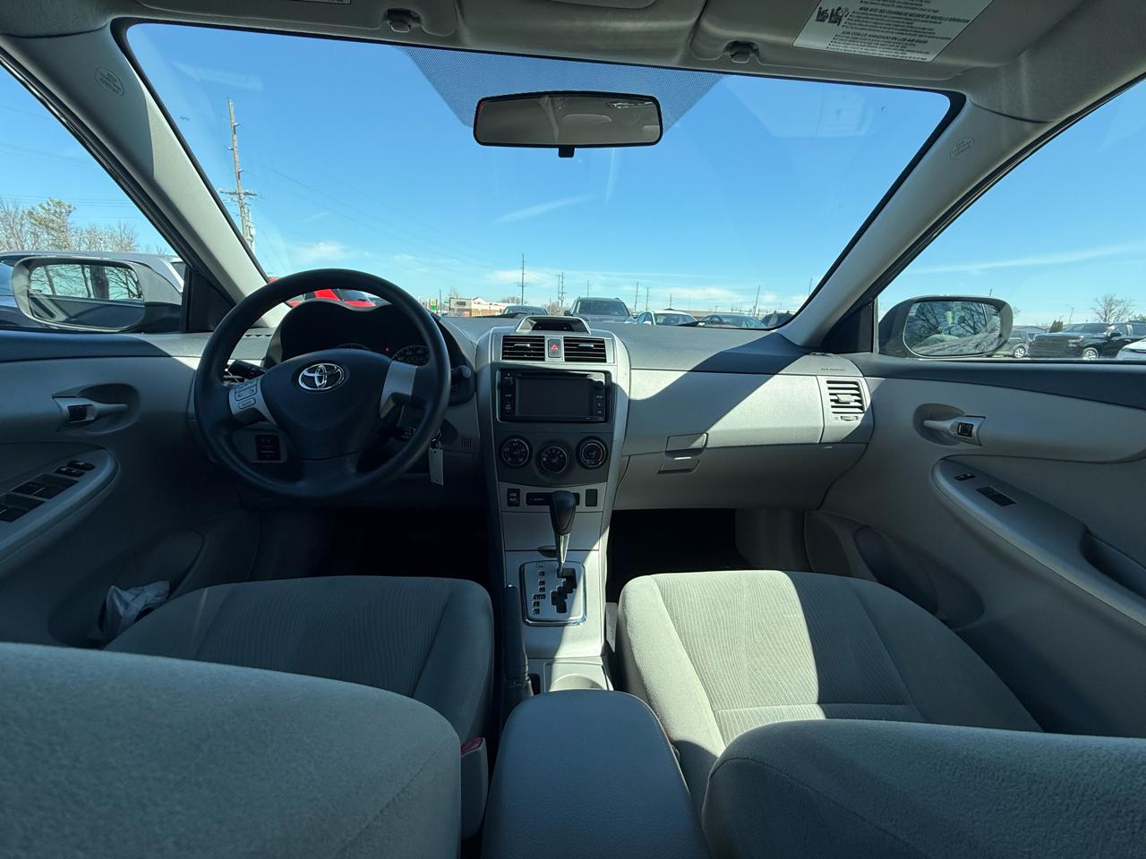 Toyota Corolla LE CVT 2013