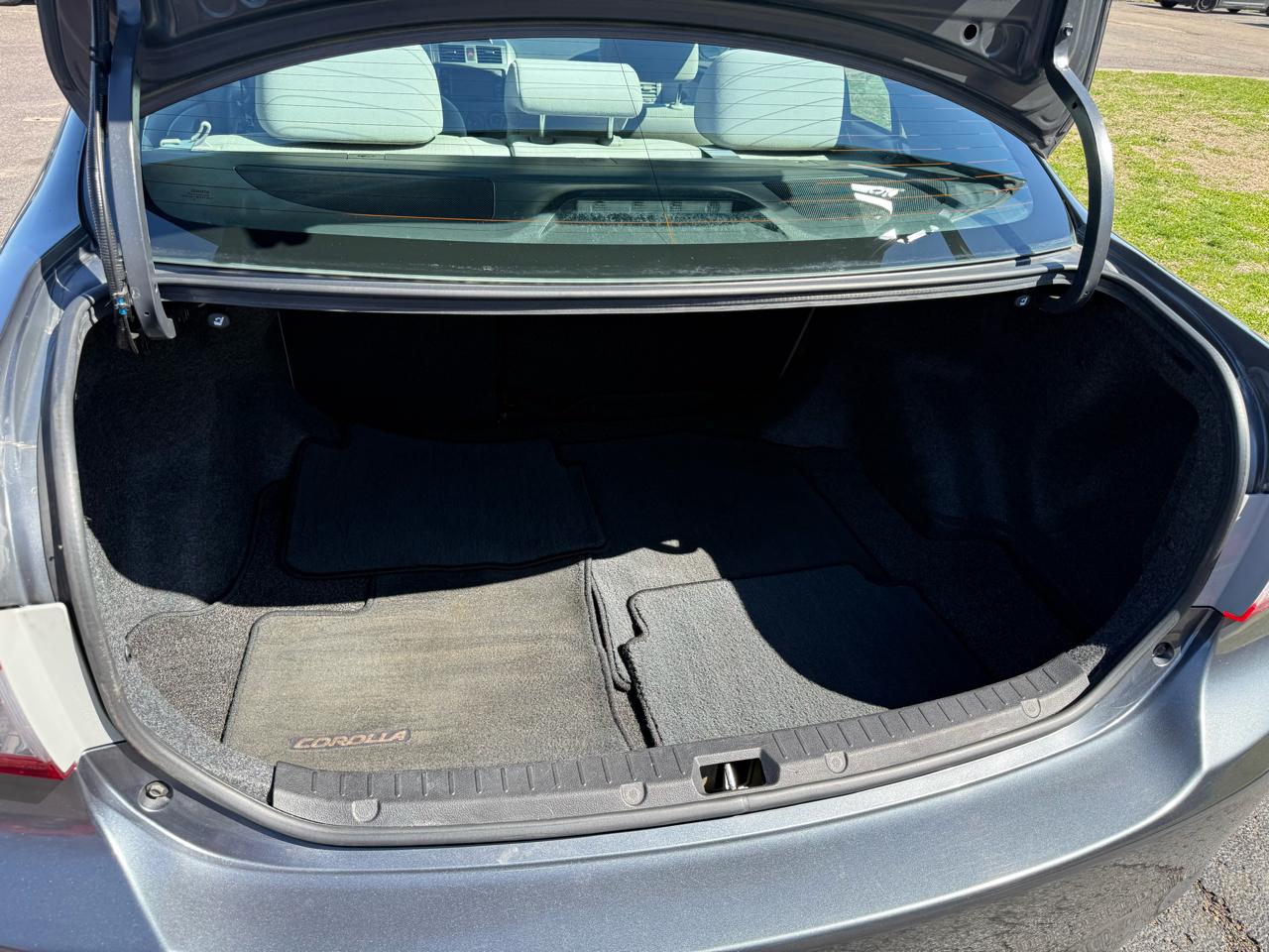 Toyota Corolla LE CVT 2013