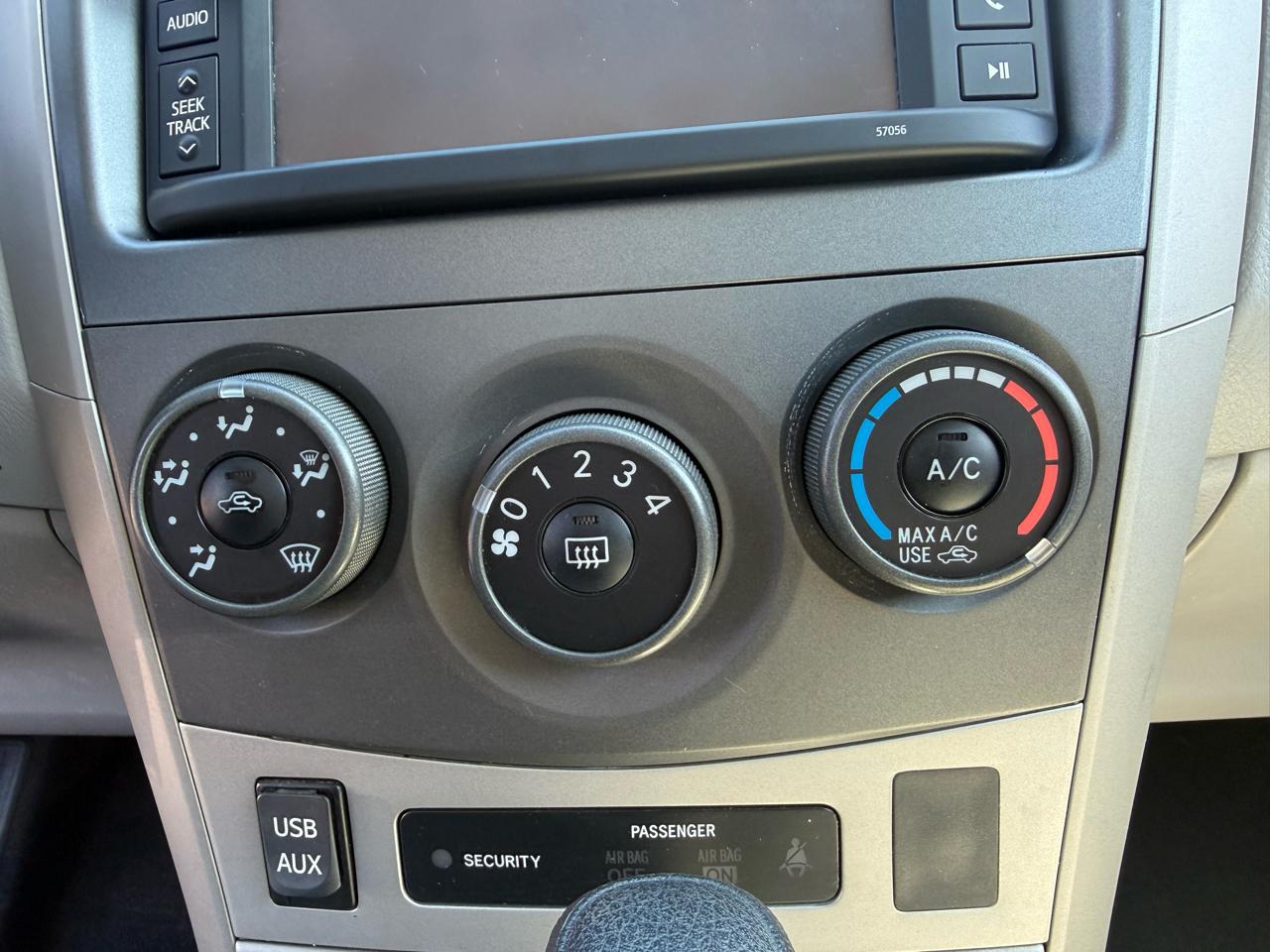 Toyota Corolla LE CVT 2013