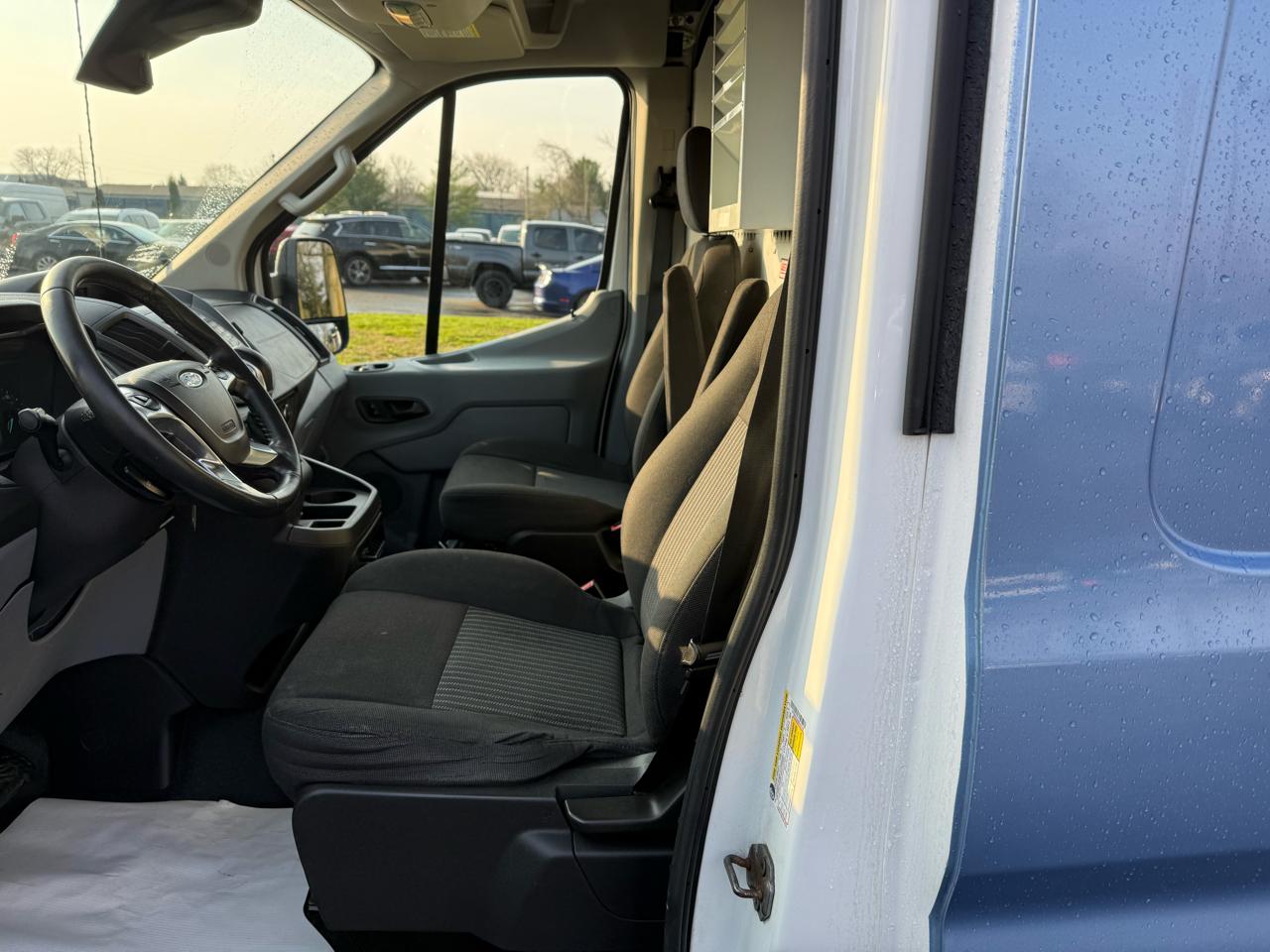 Ford Transit 350 Van High Roof w/Sliding Pass. 148-in. WB 2016