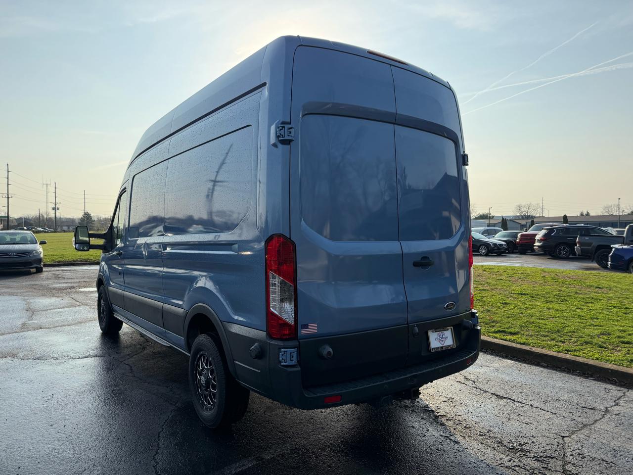 Ford Transit 350 Van High Roof w/Sliding Pass. 148-in. WB 2016