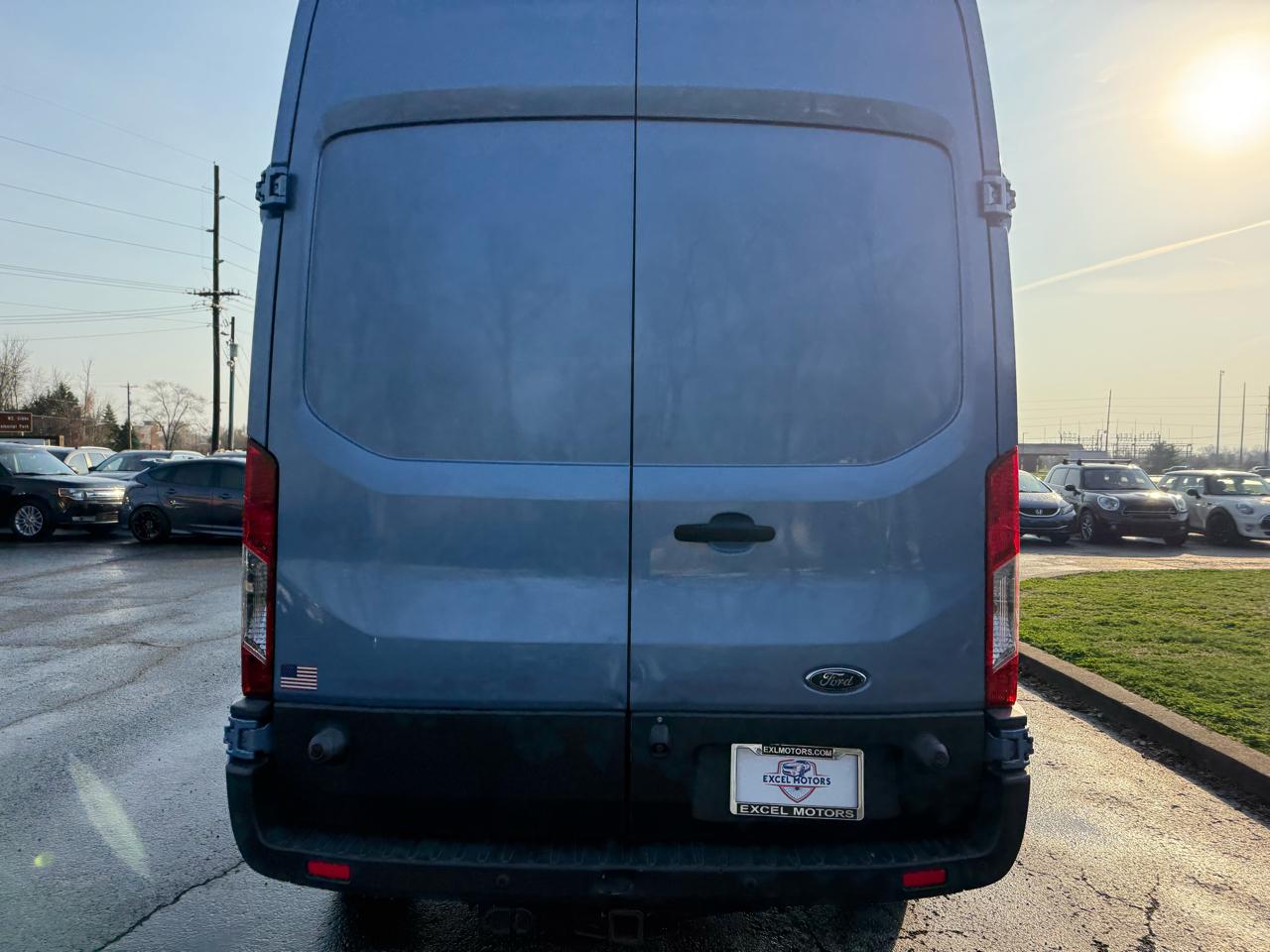 Ford Transit 350 Van High Roof w/Sliding Pass. 148-in. WB 2016