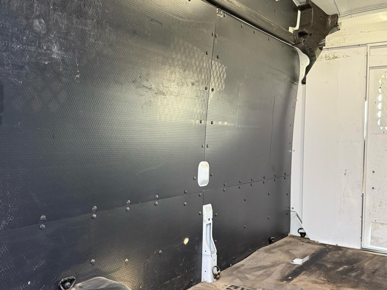 Ford Transit 350 Van High Roof w/Sliding Pass. 148-in. WB 2016