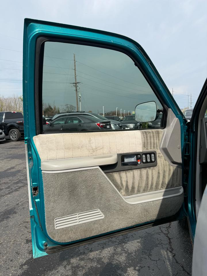 GMC Sierra C/K 1500 Club Coupe 8-ft. Bed 2WD 1993