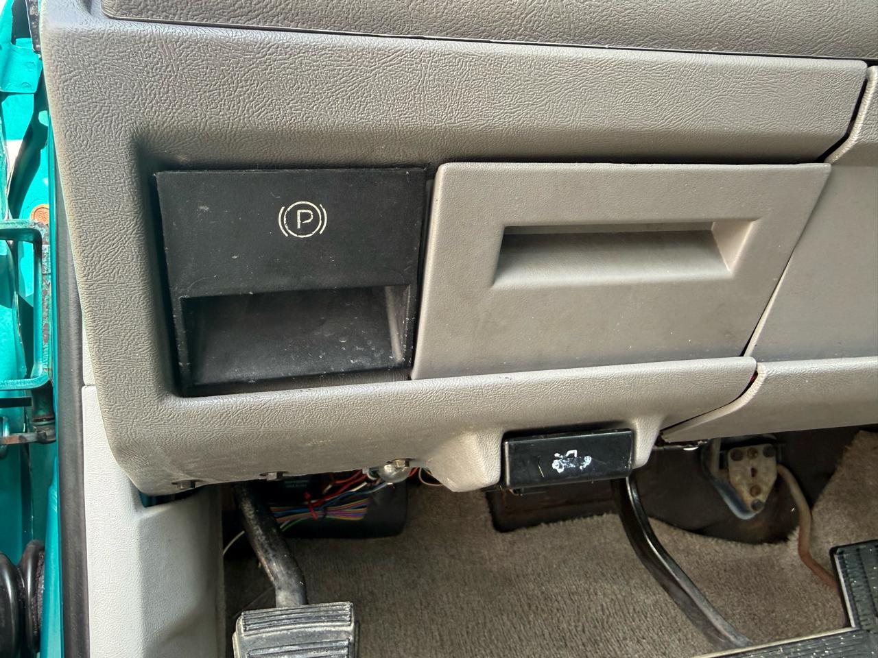 GMC Sierra C/K 1500 Club Coupe 8-ft. Bed 2WD 1993