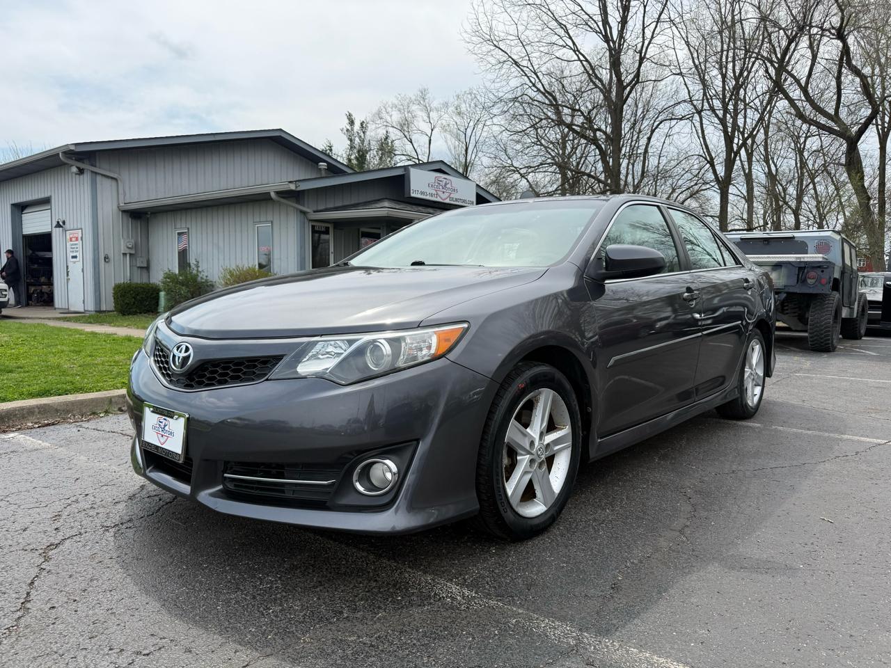 Toyota Camry LE 2014