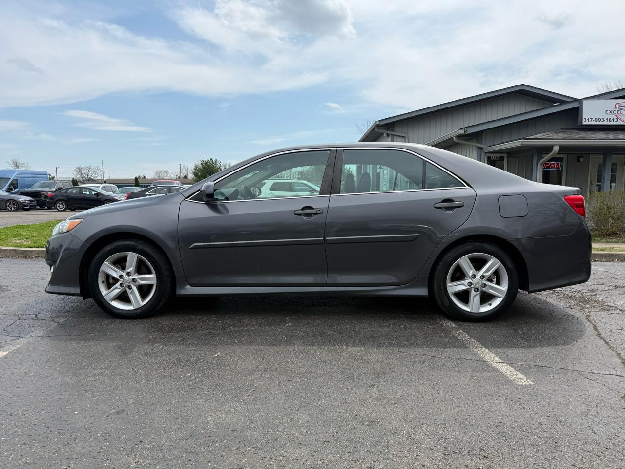 Toyota Camry LE 2014