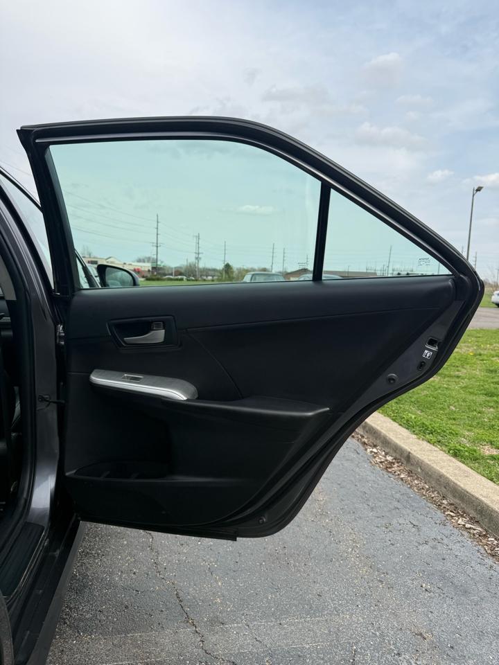 Toyota Camry LE 2014