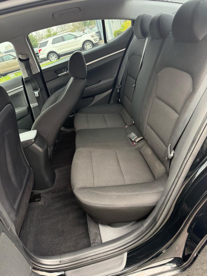 Hyundai Elantra SE 2020