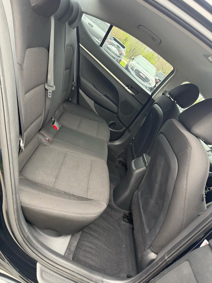 Hyundai Elantra SE 2020