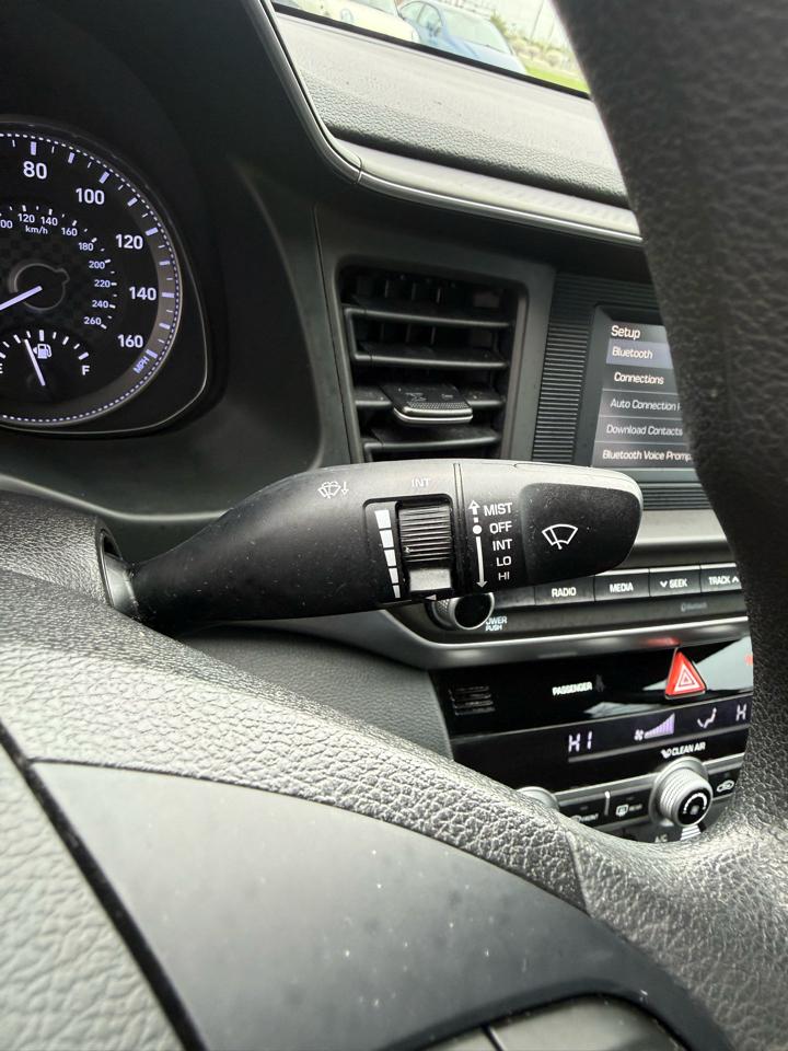 Hyundai Elantra SE 2020