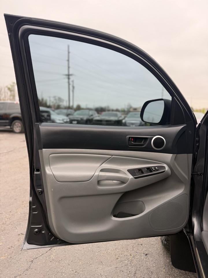 Toyota Tacoma Double Cab V6 4WD 2015