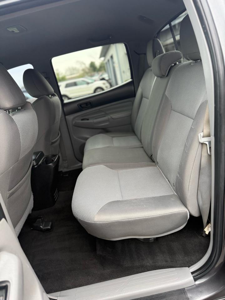 Toyota Tacoma Double Cab V6 4WD 2015