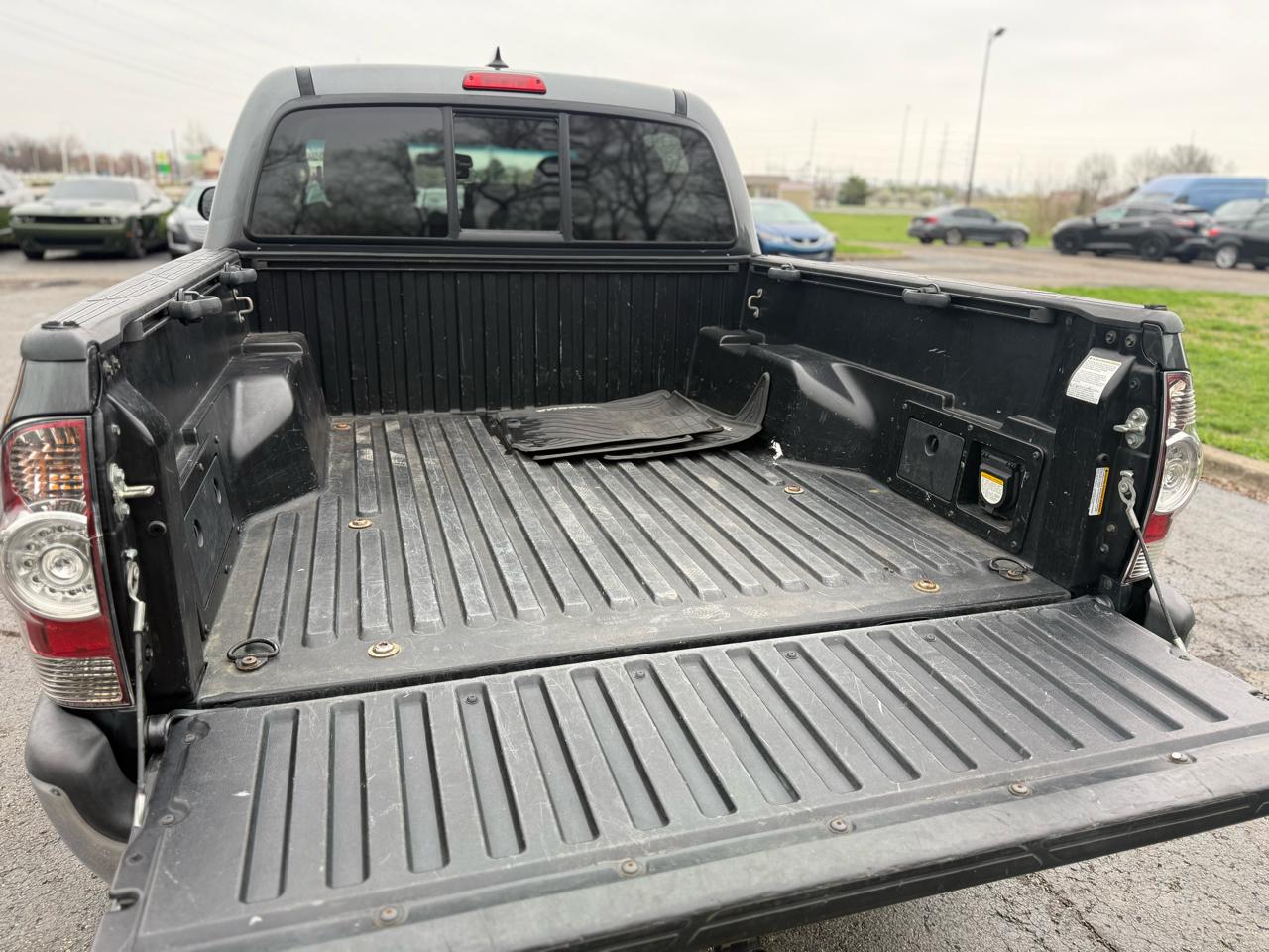 Toyota Tacoma Double Cab V6 4WD 2015