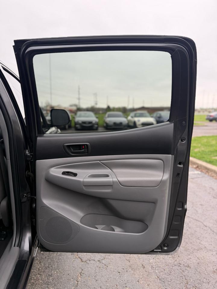 Toyota Tacoma Double Cab V6 4WD 2015