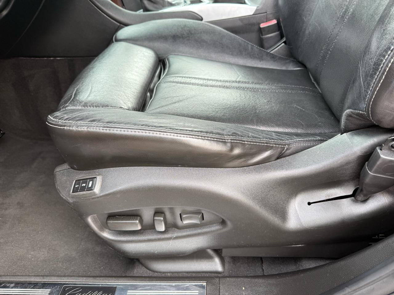 Cadillac SRX Performance 2012