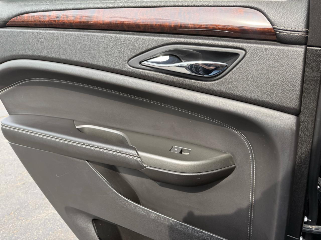 Cadillac SRX Performance 2012