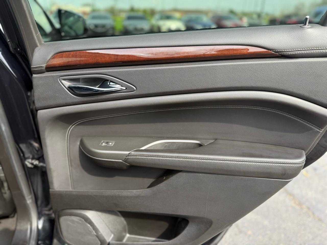 Cadillac SRX Performance 2012