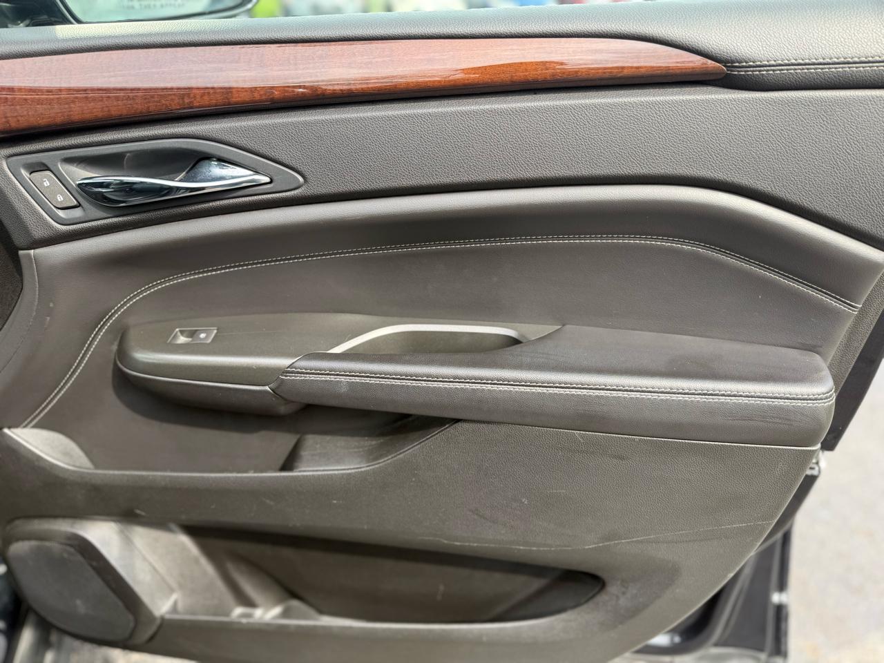 Cadillac SRX Performance 2012