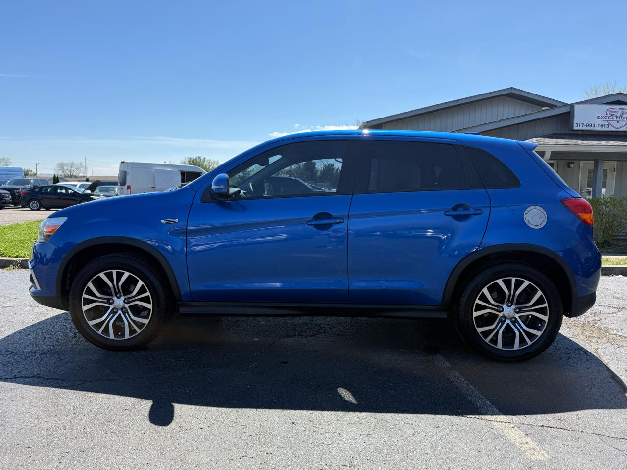 Mitsubishi Outlander Sport  2017