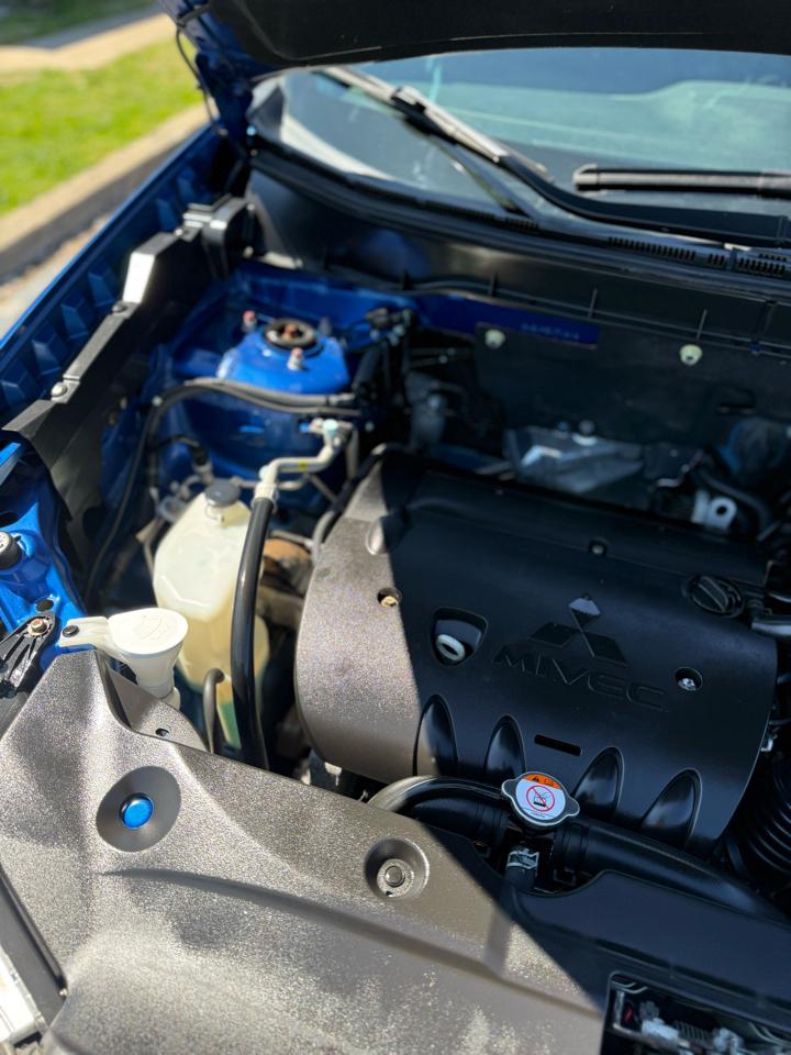 Mitsubishi Outlander Sport  2017