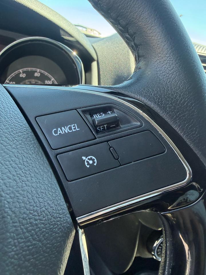 Mitsubishi Outlander Sport  2017