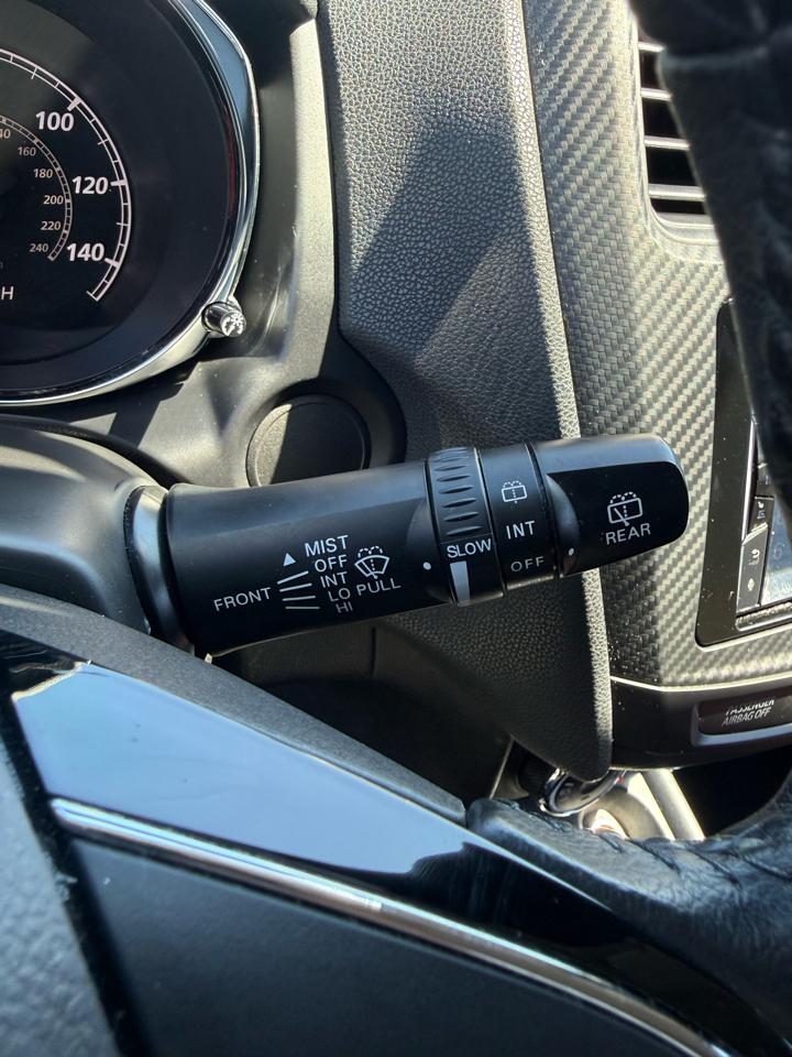 Mitsubishi Outlander Sport  2017