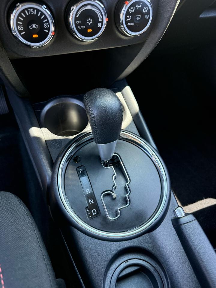 Mitsubishi Outlander Sport  2017