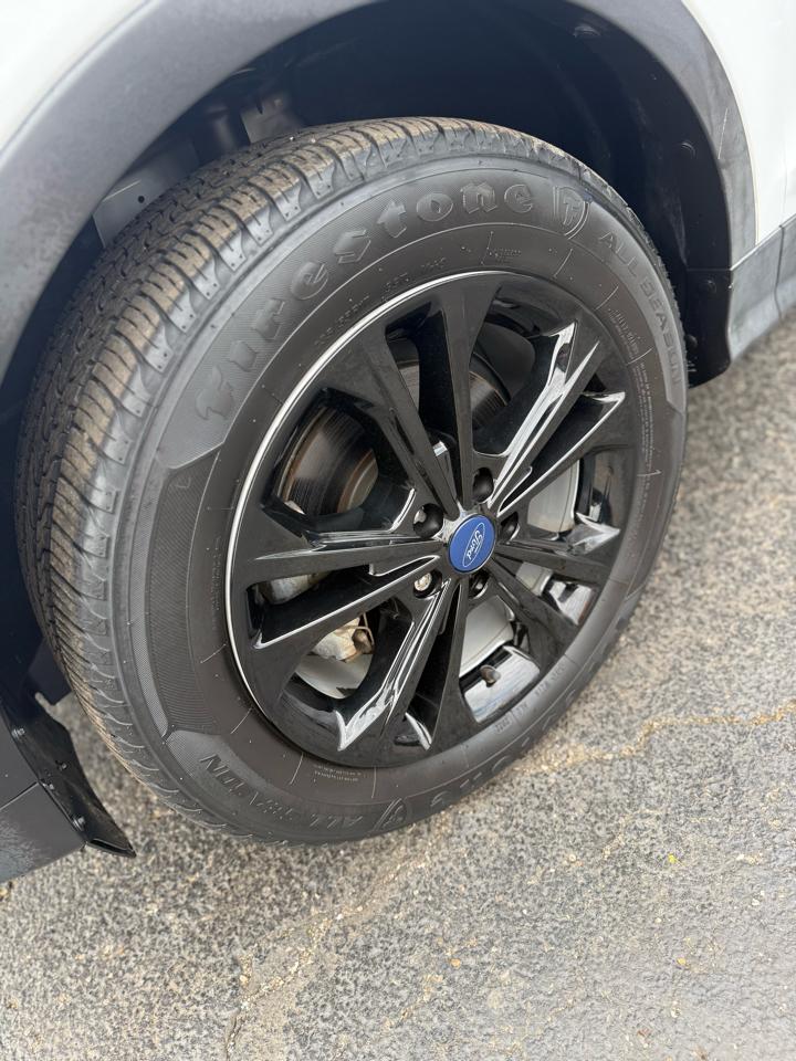 Ford Escape SE FWD 2017