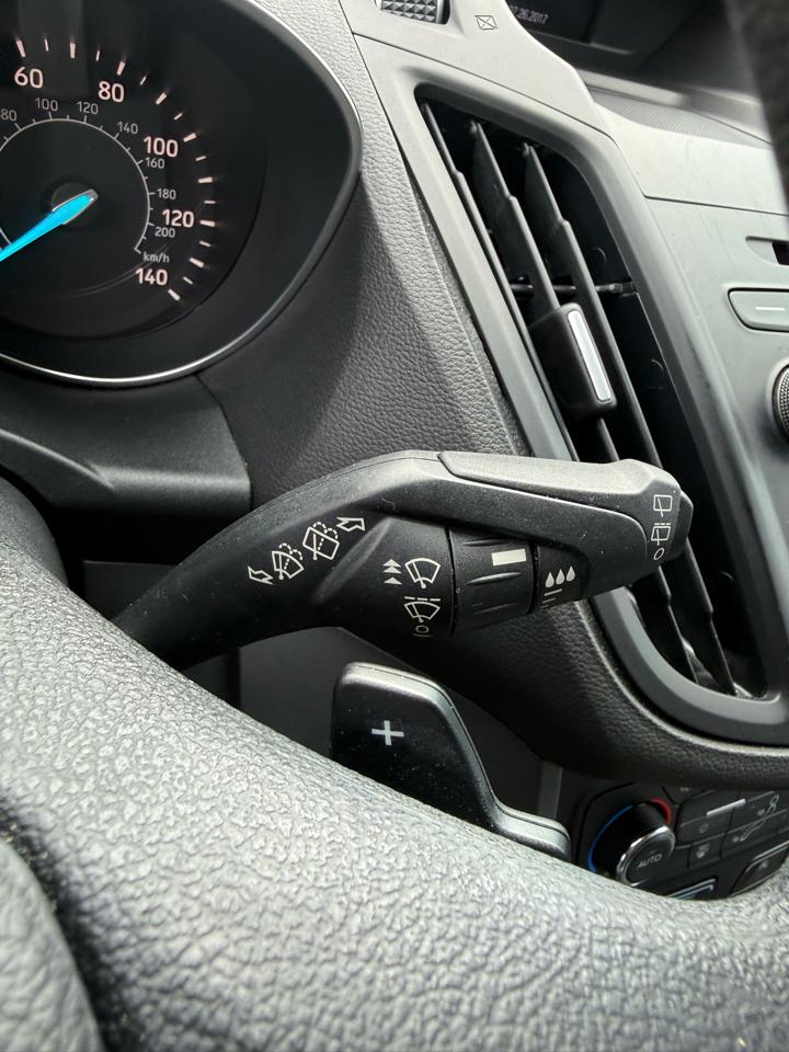 Ford Escape SE FWD 2017